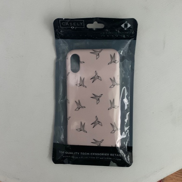NWT Casely iPhone XR case - Picture 4 of 6